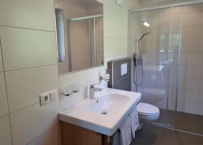Anton-1 By Interhome Apartmán *